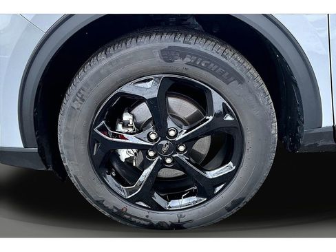 Used 2025 Ford Escape ST-Line image 10