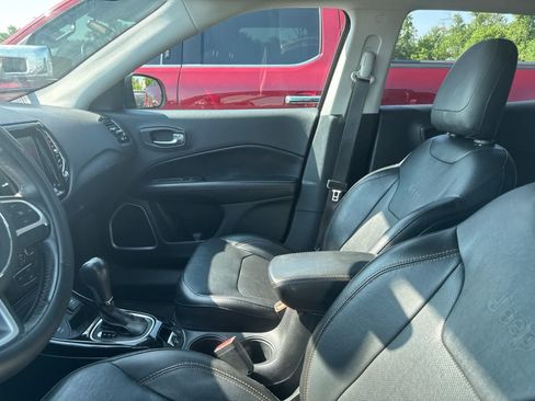 Used 2019 Jeep Compass Limited AWD/4WD image 30