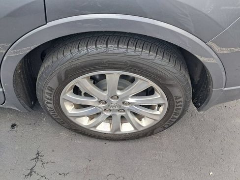Used 2019 Buick Envision Essence FWD image 9