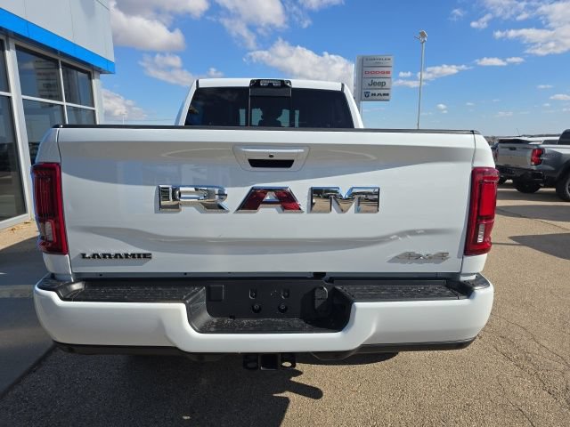 Used 2025 RAM 2500 Laramie AWD/4WD image 9