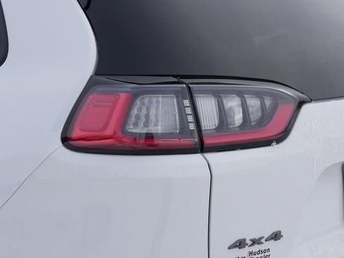 Certified 2021 Jeep Cherokee Trailhawk image 17