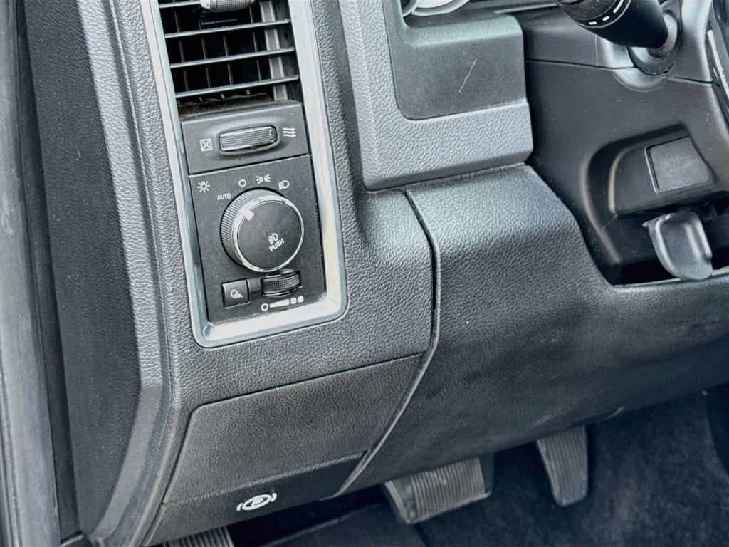 Used 2013 RAM 1500 Big Horn AWD/4WD image 10
