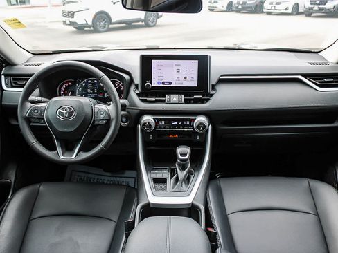 Used 2025 Toyota RAV4 XLE Premium FWD image 12