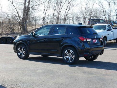 Used 2025 Mitsubishi Outlander Sport ES image 4