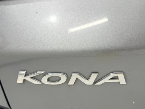 Used 2020 Hyundai Kona SEL AWD/4WD image 16