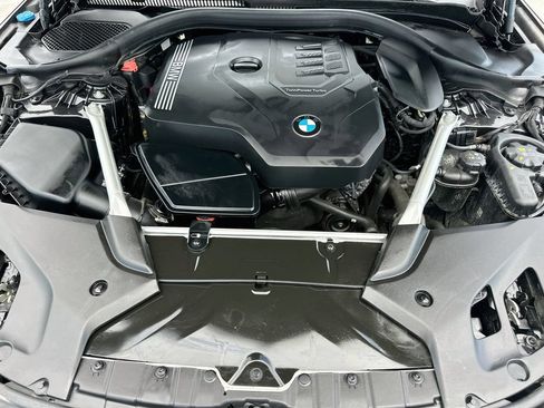 Used 2023 BMW 530i w/ Convenience Package RWD image 33