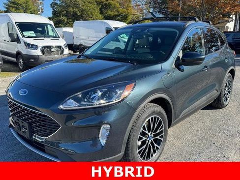 Certified 2022 Ford Escape SEL w/ Technology Package image 3