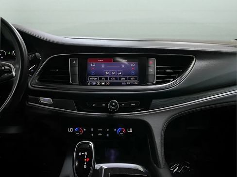 Used 2021 Buick Enclave Preferred FWD image 18