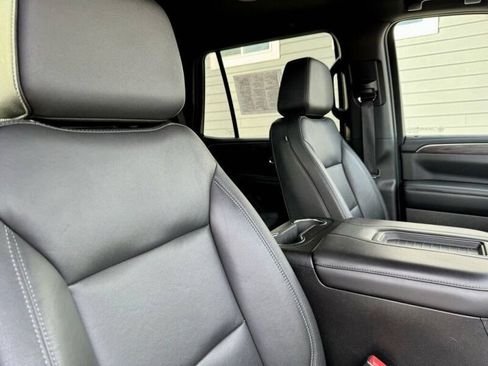 Used 2021 Chevrolet Tahoe LT image 18