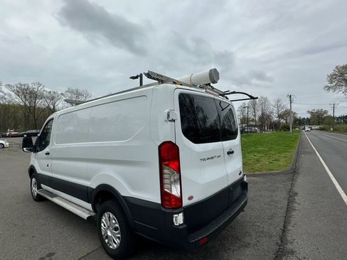 Used 2019 Ford Transit 250 130 Low Roof w/ Exterior Upgrade Package RWD image 7