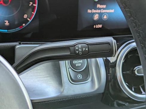 Certified 2022 Mercedes-Benz GLB 250 image 15