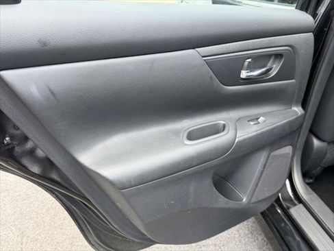 Used 2017 Nissan Altima 2.5 S FWD image 14