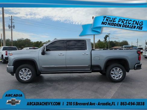 Certified 2024 Chevrolet Silverado 2500 High Country w/ Technology Package AWD/4WD image 7