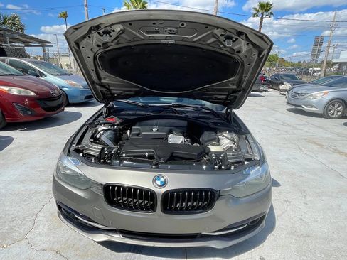 Used 2016 BMW 328i xDrive Sedan AWD/4WD image 10