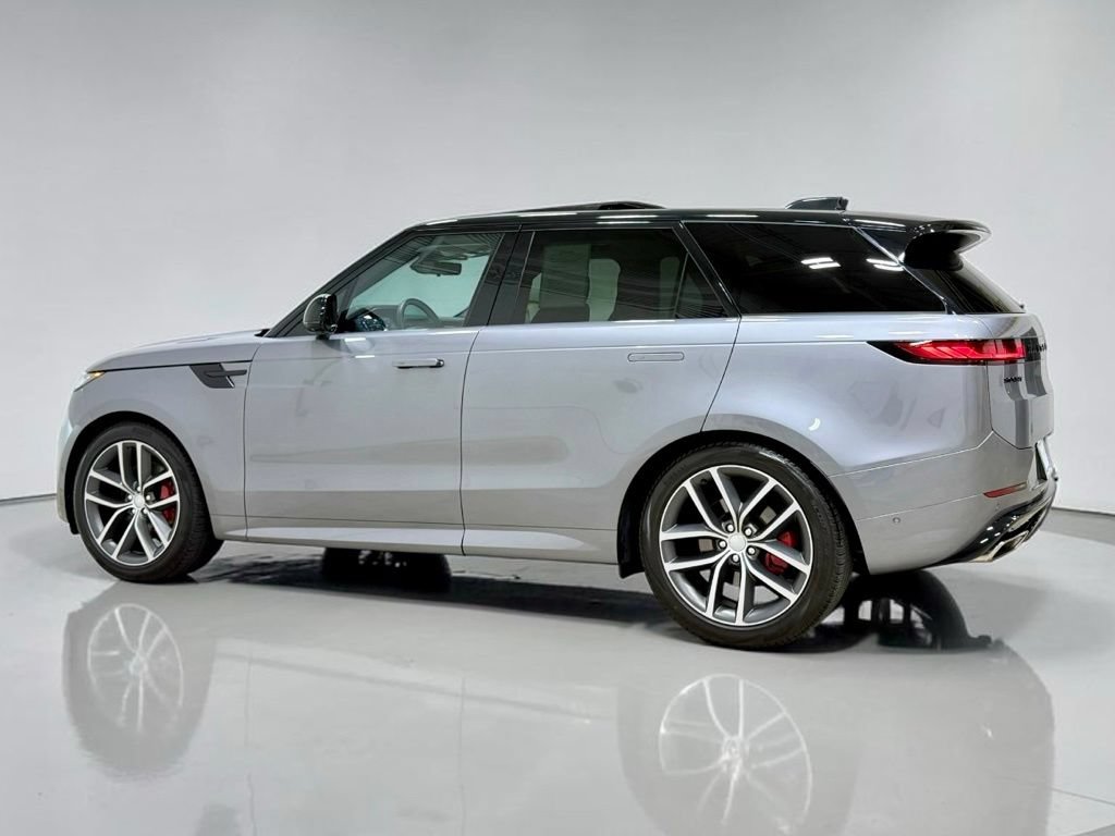 Used 2023 Land Rover Range Rover Sport SE Dynamic AWD/4WD image 17