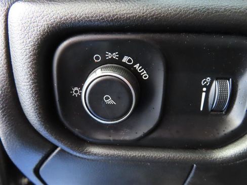 Used 2021 RAM 2500 Tradesman image 17