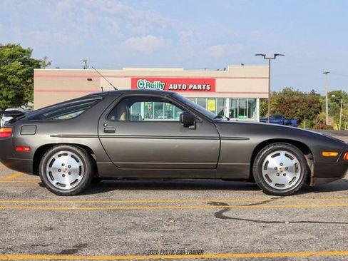 Used 1989 Porsche 928 S4 image 9