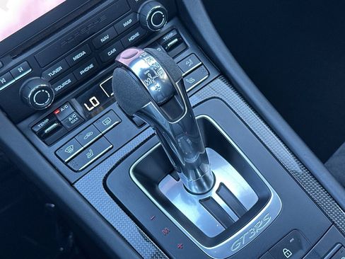 Used 2019 Porsche 911 GT3 RS image 27