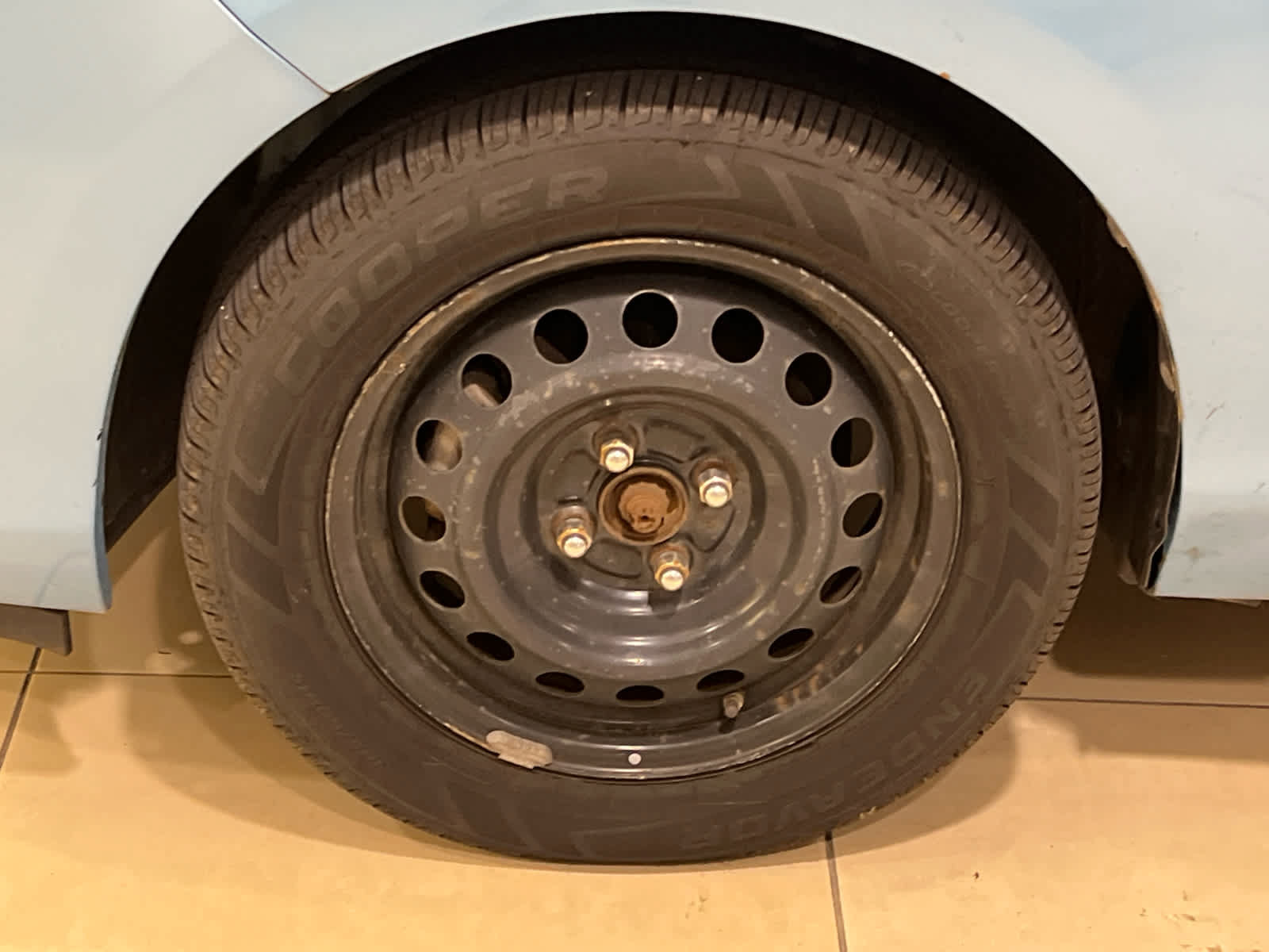Used 2015 Toyota Prius C One FWD image 4