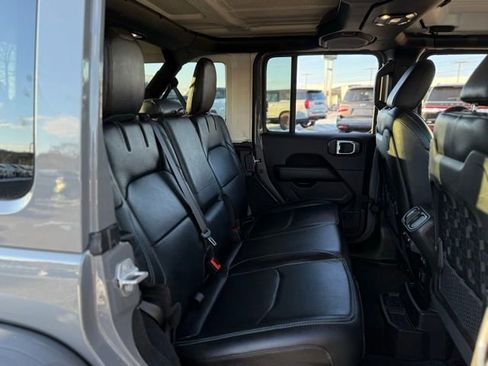 Used 2022 Jeep Wrangler Unlimited Rubicon 4xe w/ Cold Weather Group image 21