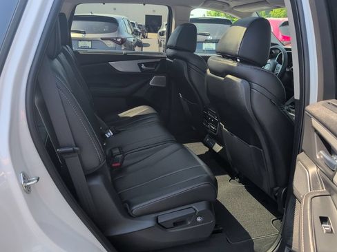 Certified 2026 Acura MDX w/ Technology Package AWD/4WD image 55