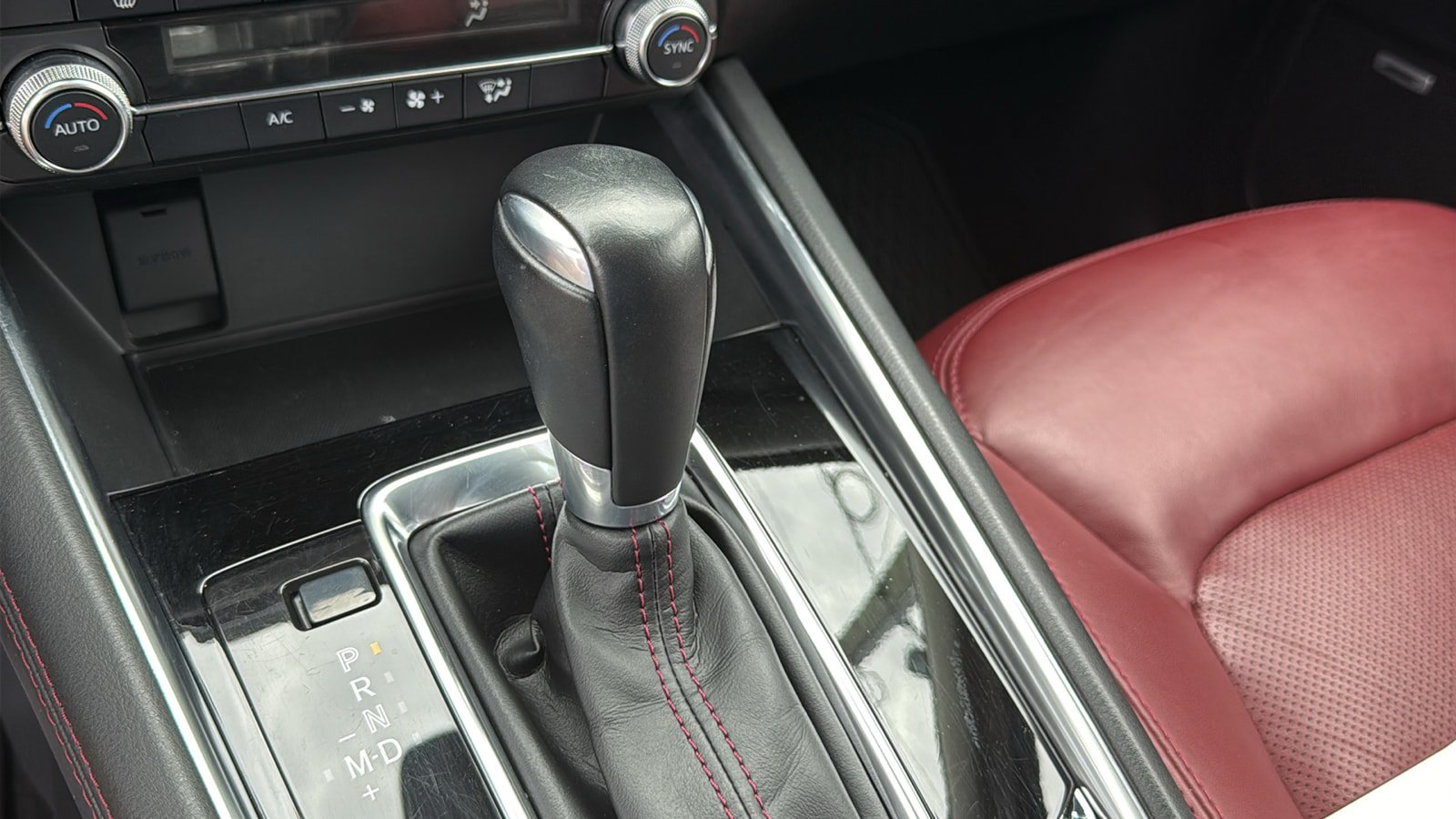 Certified 2024 MAZDA CX-5 Carbon Edition AWD/4WD image 17