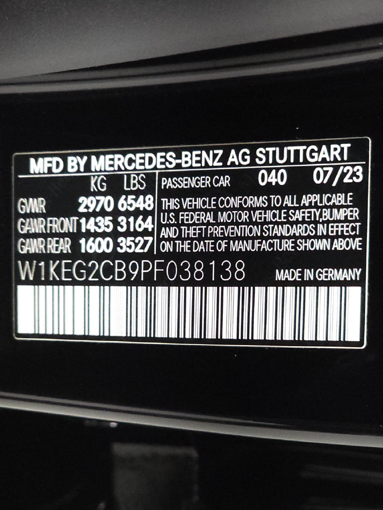 Certified 2023 Mercedes-Benz EQE 500 4MATIC Sedan w/ Pinnacle Trim Package image 38
