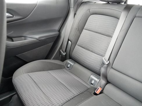 Used 2025 Chevrolet Equinox LT image 12