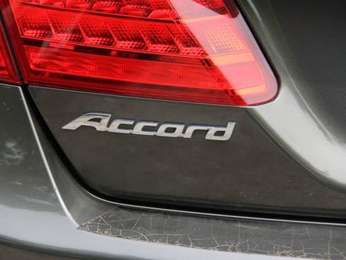 Used 2013 Honda Accord EX-L image 9