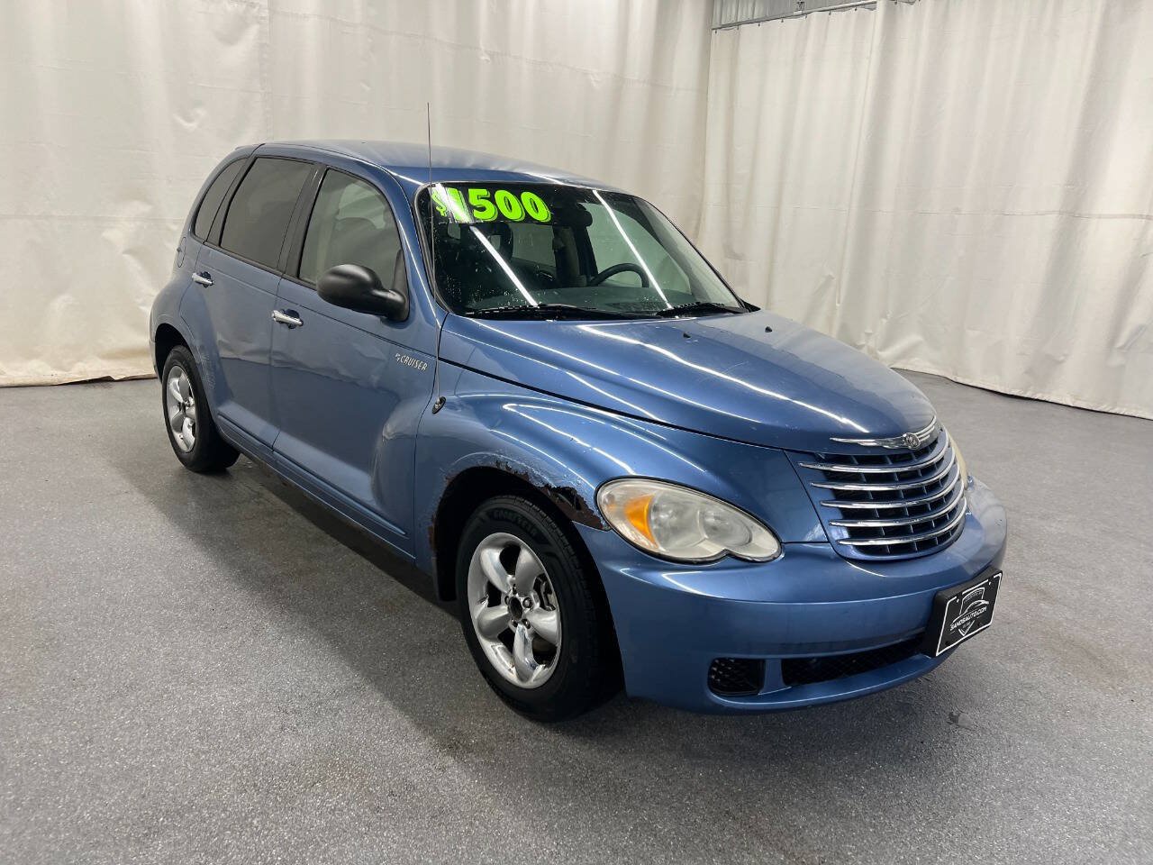 Used 2006 Chrysler PT Cruiser Touring FWD image 3