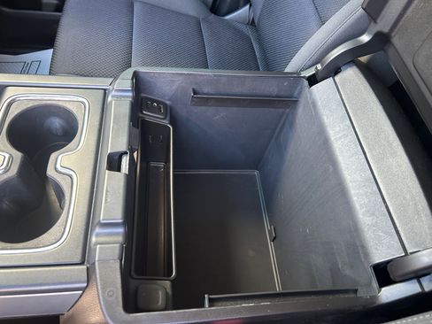 Used 2016 Chevrolet Silverado 1500 LT image 24