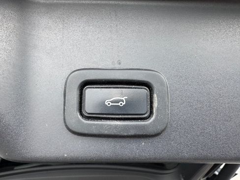 Used 2020 Land Rover Range Rover Evoque SE AWD/4WD image 21