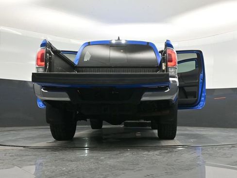 Used 2021 Toyota Tacoma TRD Off-Road image 48