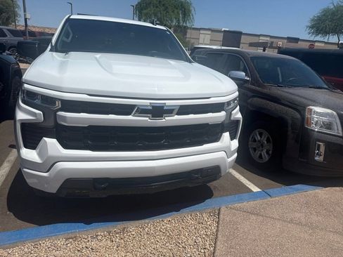 Used 2023 Chevrolet Silverado 1500 RST w/ Z71 Off-Road Package AWD/4WD image 14