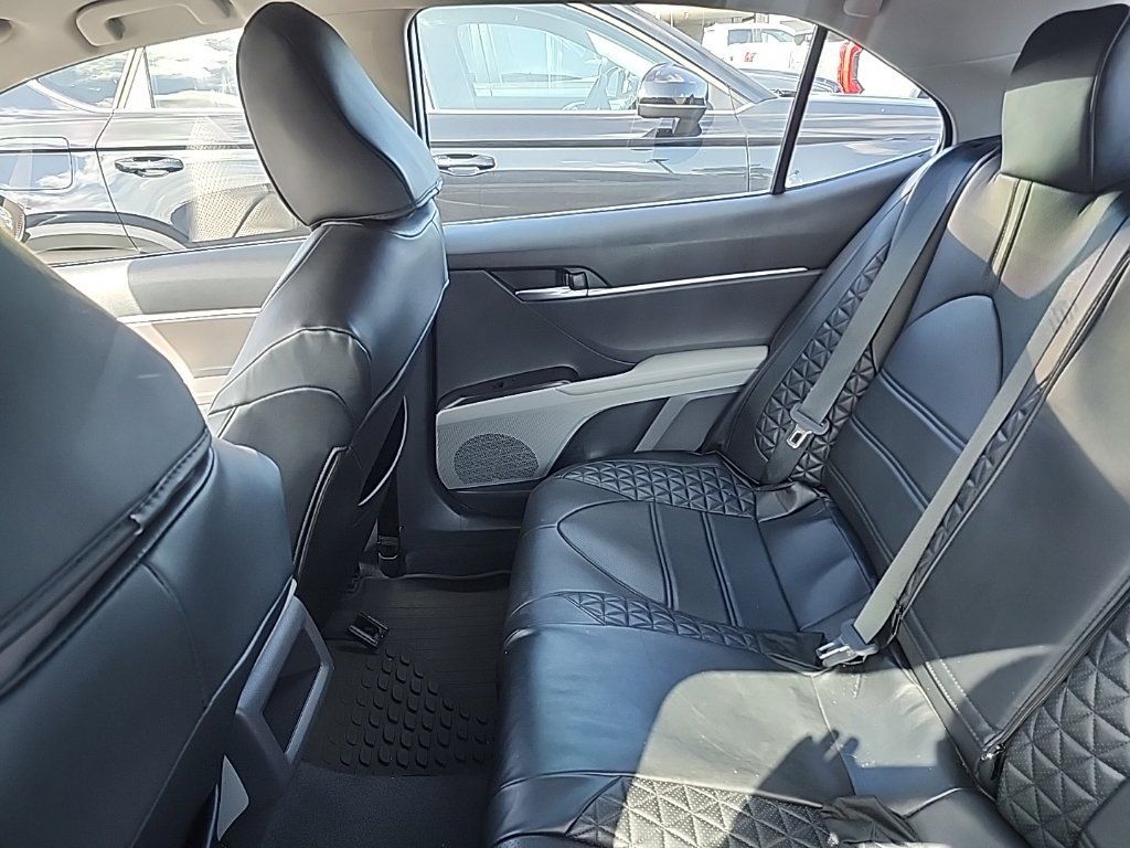 Used 2023 Toyota Camry LE FWD image 11