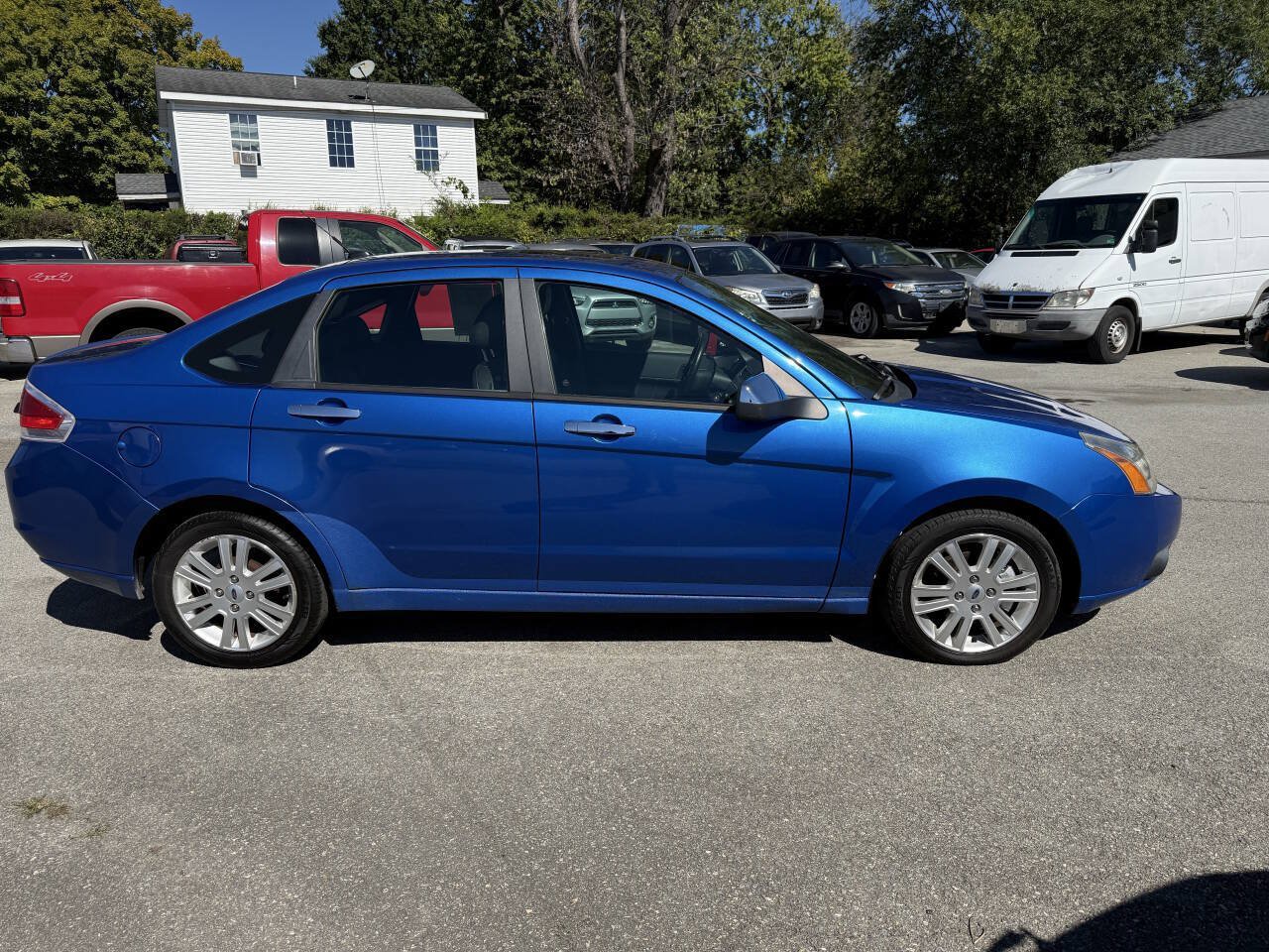 Used 2010 Ford Focus SEL FWD image 15