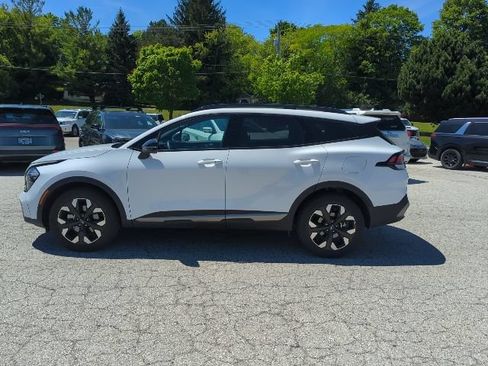 Used 2023 Kia Sportage X-Line w/ X-Line Premium Package AWD/4WD image 2