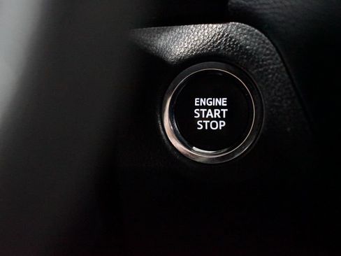 Certified 2025 Toyota RAV4 XLE FWD image 23