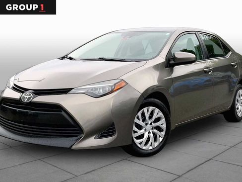Used 2018 Toyota Corolla LE FWD image 1