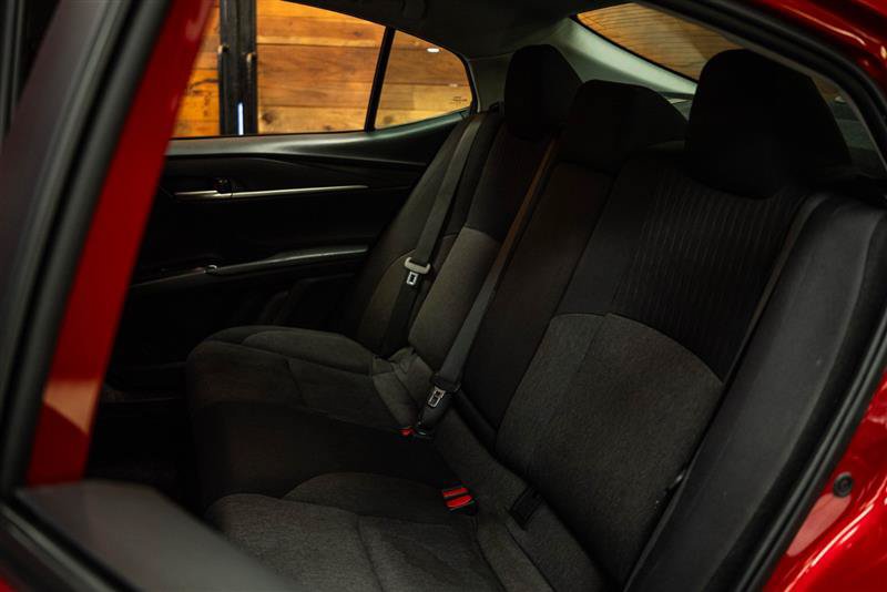 Used 2025 Toyota Camry LE FWD image 10