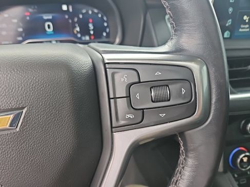 Used 2022 Chevrolet Suburban LT w/ LT Signature Package AWD/4WD image 23