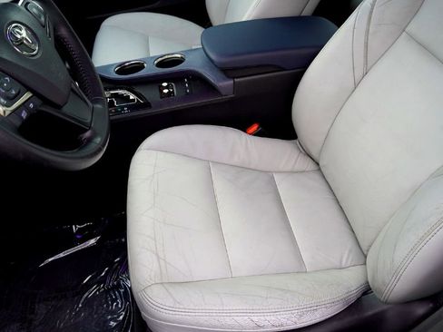 Used 2015 Toyota Avalon XLE image 10