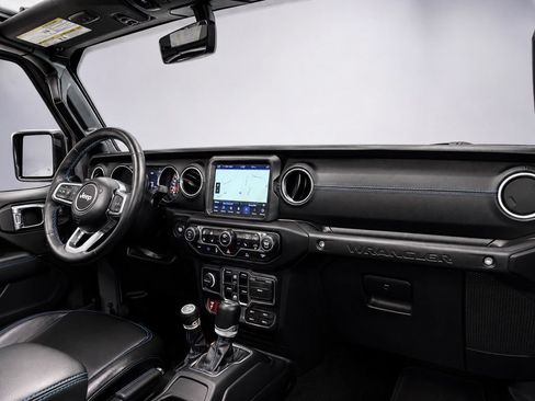 Used 2023 Jeep Wrangler Unlimited Rubicon 4xe w/ Cold Weather Group AWD/4WD image 30
