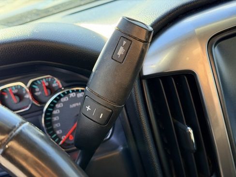 Used 2017 Chevrolet Silverado 1500 LT w/ Midnight Edition image 13