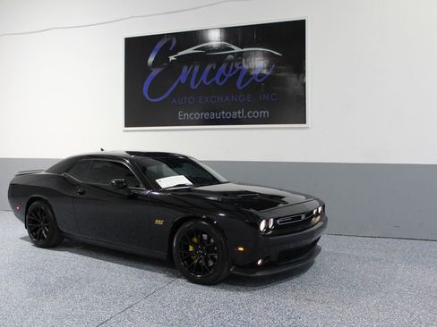 Used 2018 Dodge Challenger R/T Scat Pack image 4