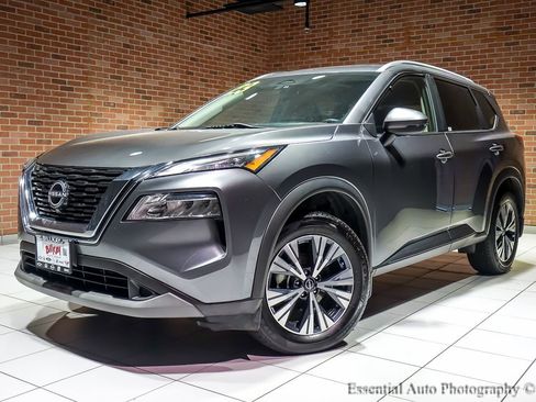 Used 2023 Nissan Rogue SV w/ SV Premium Package image 2