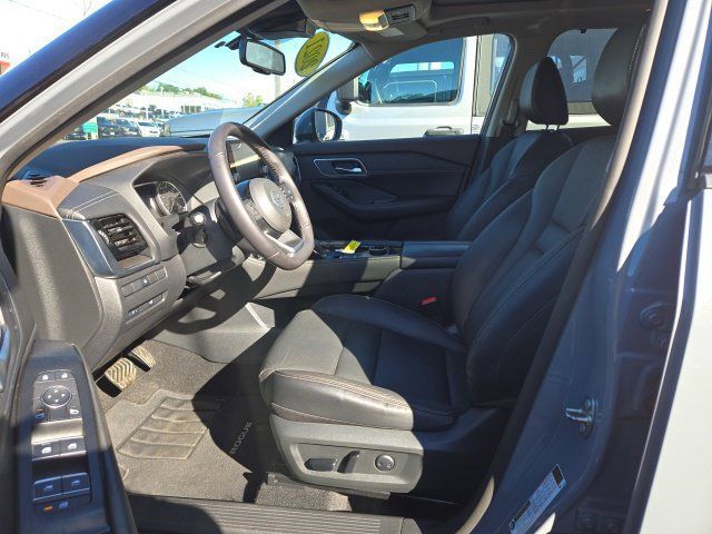 Used 2021 Nissan Rogue SL AWD/4WD image 21