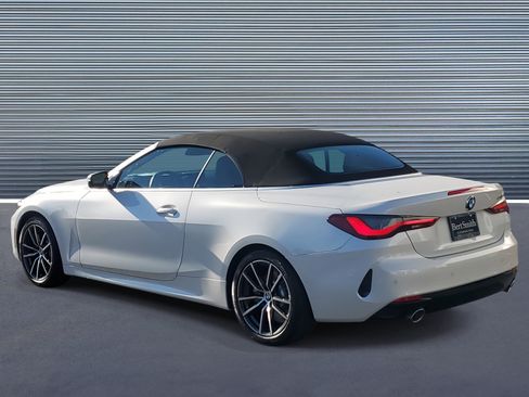 Used 2025 BMW 430i Convertible image 4