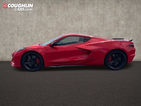 Used 2025 Chevrolet Corvette E-Ray w/ Stealth Interior Trim Package AWD/4WD image 5