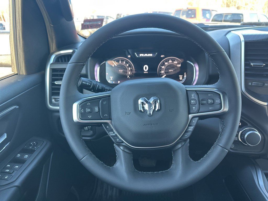 New 2026 RAM 1500 Big Horn AWD/4WD image 16